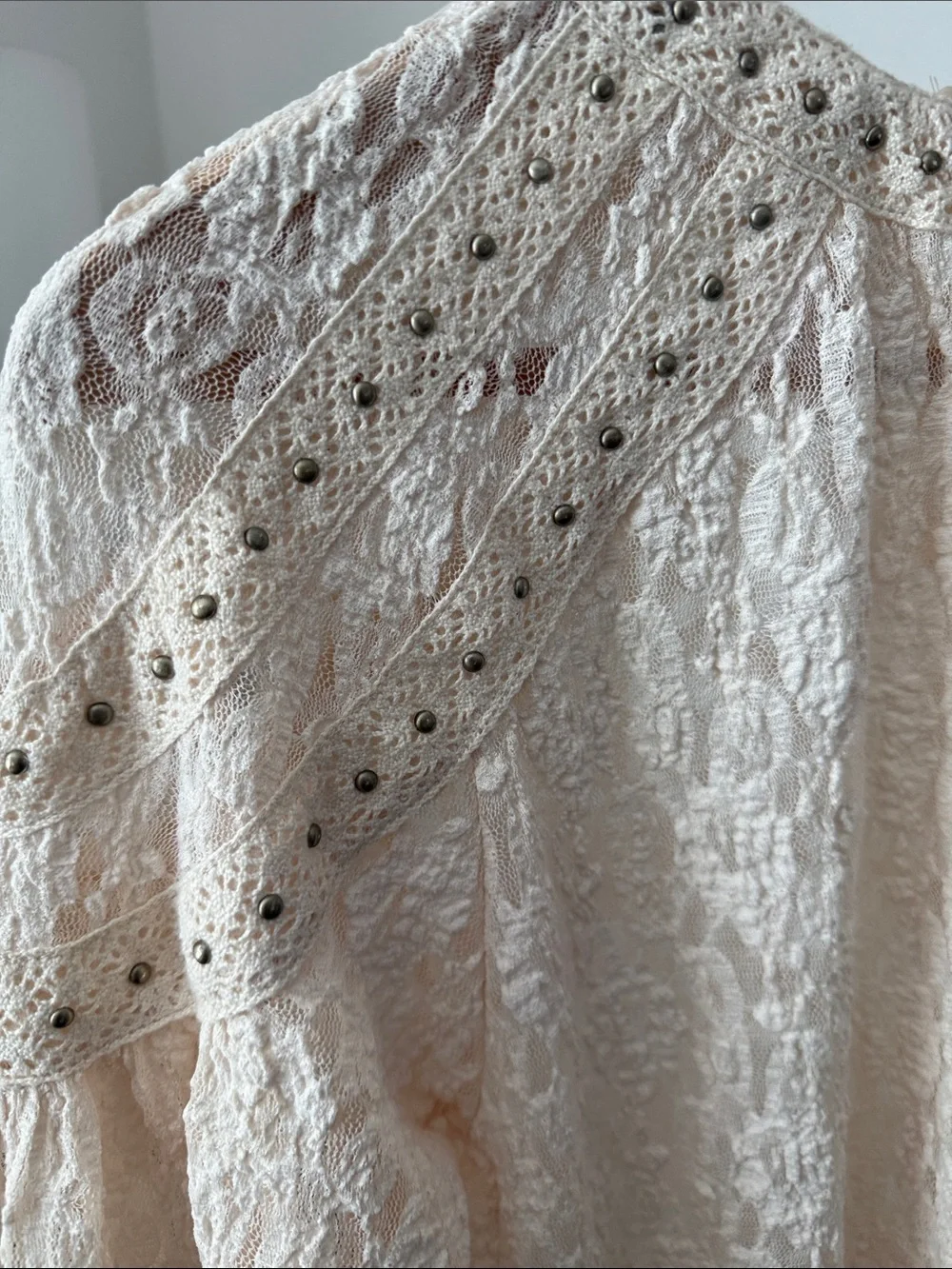 Zara Cream Lace Long-Sleeve Top with Embellished Size M NWT